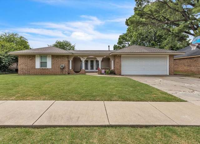 Property at 3605 Jim Robison Dr, Edmond, OK 73013, 3 beds, 2 baths