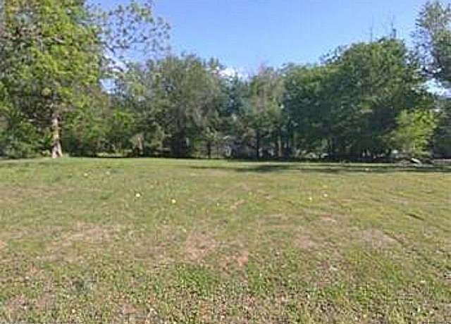 Property at 513 W Main St, Tecumseh, OK 74873