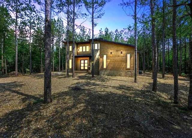 Property at 97 Hobie Cat Ln, Broken Bow, OK 74728, 2 beds, 2.5 baths