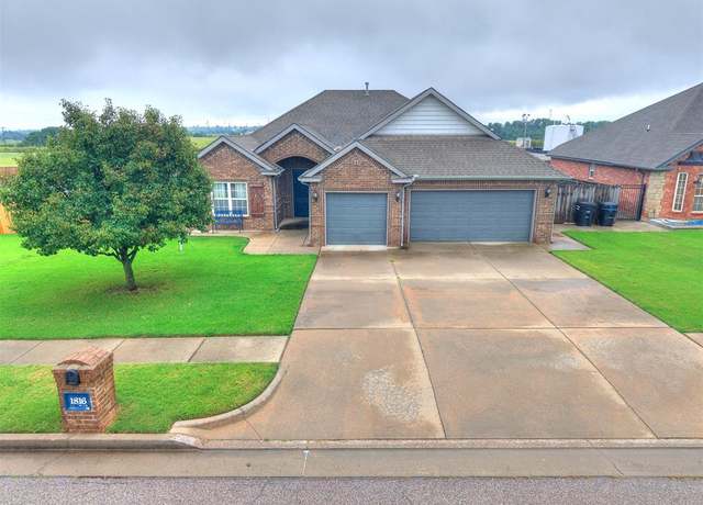 Property at 1816 SE 18th St, Moore, OK 73160, 3 beds, 2 baths