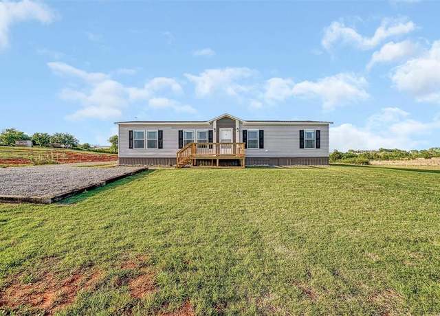 Property at 10284 N 2128, Foss, OK 73647, 3 beds, 2 baths