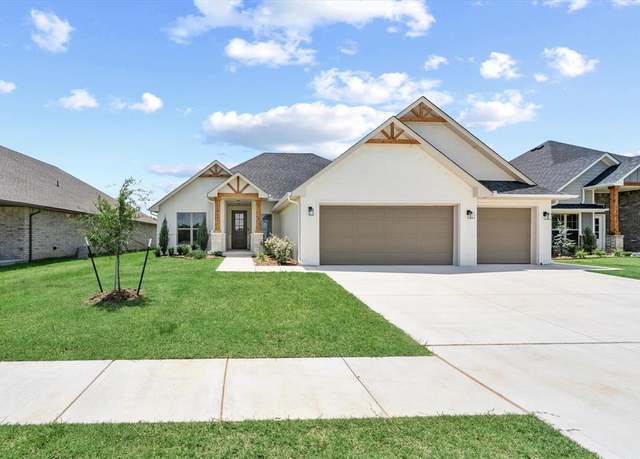 Property at 5001 Vine Cliff Rd, Mustang, OK 73064, 4 beds, 2.5 baths