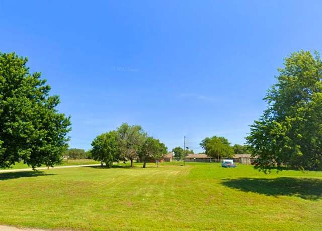 Property at 601 E Main St, Watonga, OK 73772