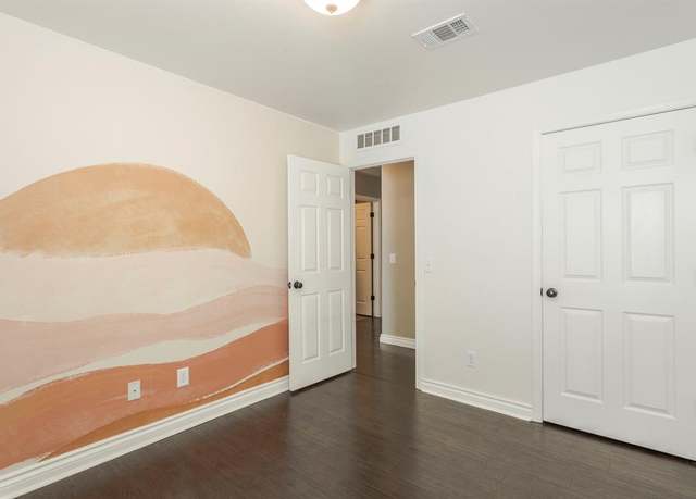 Property at 2729 Lerkim Ln, Norman, OK 73069, 3 beds, 2 baths