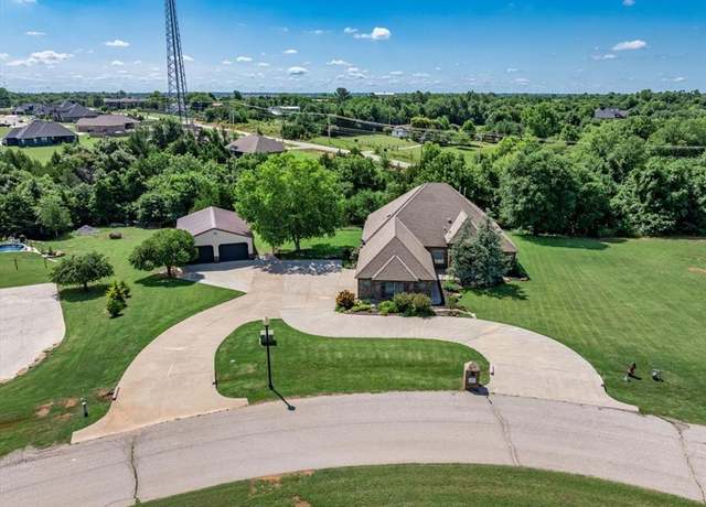 Property at 4608 Riata Cir, Tuttle, OK 73089, 3 beds, 3.5 baths