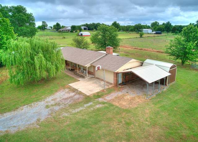 Property at 2349 Fox Ln, Blanchard, OK 73010, 3 beds, 2 baths