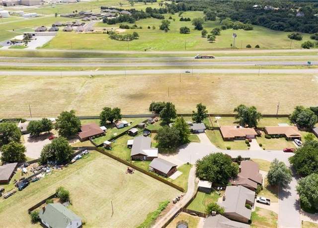 Property at 2001 E Main St, Weatherford, OK 73096