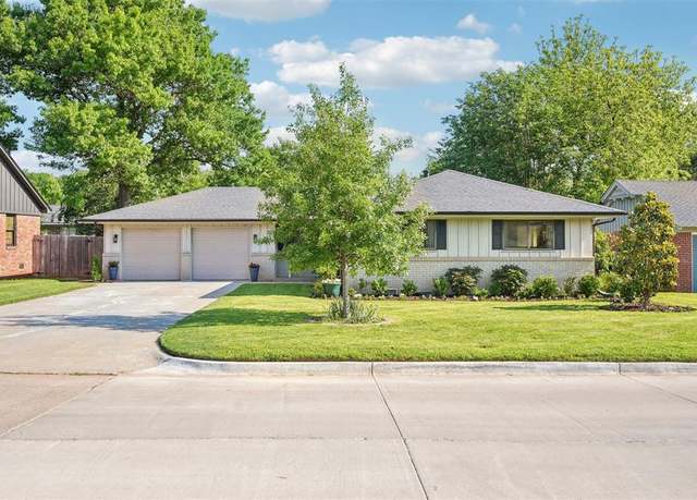 Property at 2707 NW 68th St, Oklahoma City, OK 73116, 3 beds, 2.5 baths