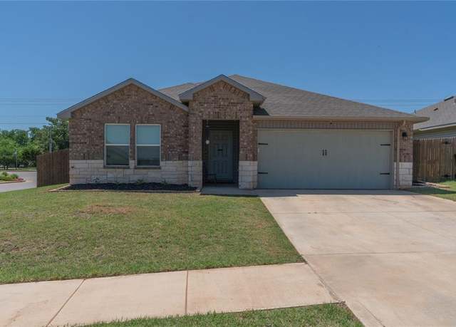 Property at 3429 Molly Dr, Yukon, OK 73099, 4 beds, 2 baths