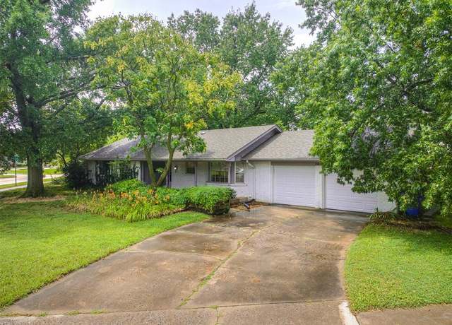 Property at 1414 E Boyd St, Norman, OK 73071, 3 beds, 2 baths
