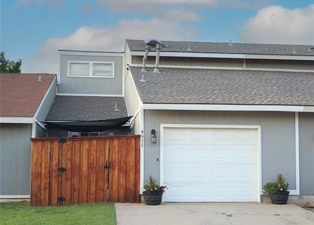 Property at 4611 Hemlock Ln, Oklahoma City, OK 73162, 2 beds, 2 baths