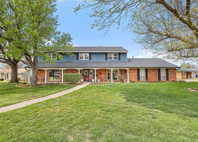 Property at 1706 Ridgecrest Dr, El Reno, OK 73036, 4 beds, 3 baths