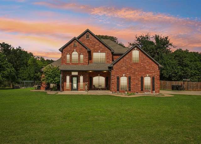 Property at 20251 208th St, Purcell, OK 73080, 5 beds, 3 baths