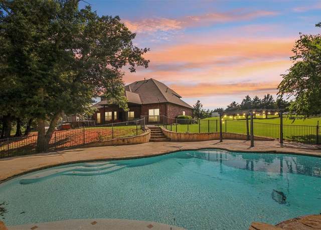 Property at 20251 208th St, Purcell, OK 73080, 5 beds, 3 baths