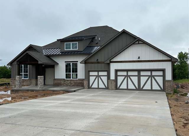 Property at 10165 NW 100th St, Yukon, OK 73099, 4 beds, 3.5 baths