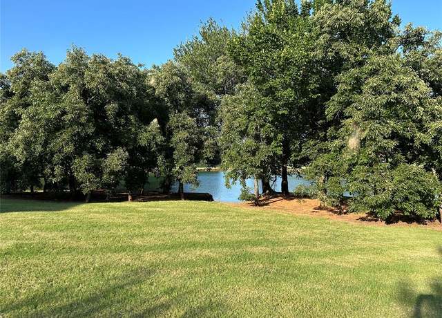 Property at 719 Prairie Dunes Way, Edmond, OK 73003, 4 beds, 3.5 baths