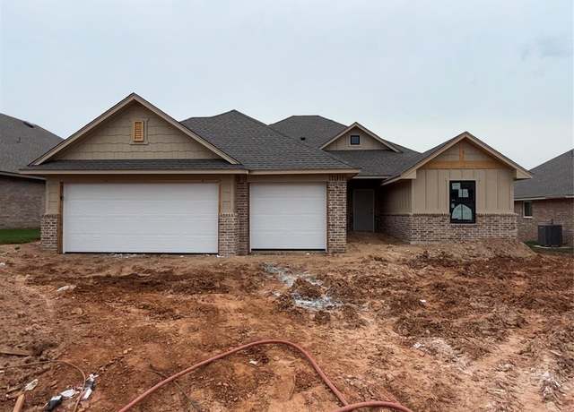 Property at 1104 Azalea Farms Rd, Noble, OK 73068, 3 beds, 2 baths