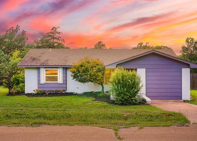Property at 6521 West Dr, Guthrie, OK 73044, 3 beds, 1 bath