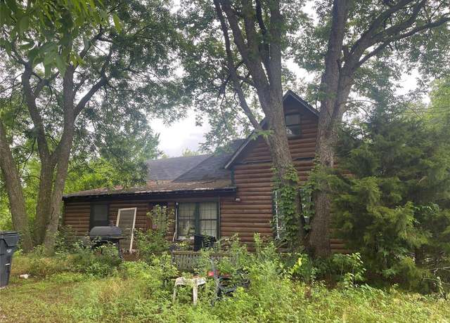 Property at 422 E Ash St, Lexington, OK 73051, 4 beds, 1 bath