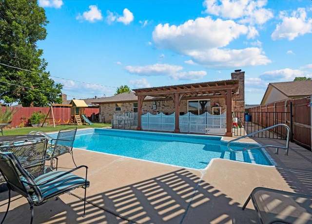 Property at 2613 SW 82 St, Oklahoma City, OK 73159, 4 beds, 2 baths