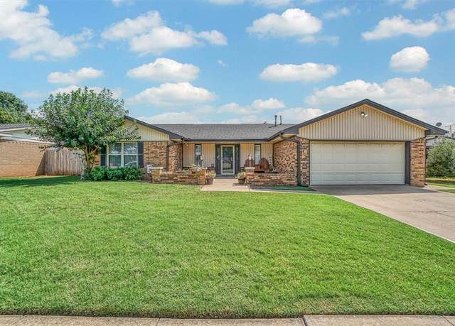 Property at 404 Sequoyah Ln, Altus, OK 73521, 3 beds, 2 baths