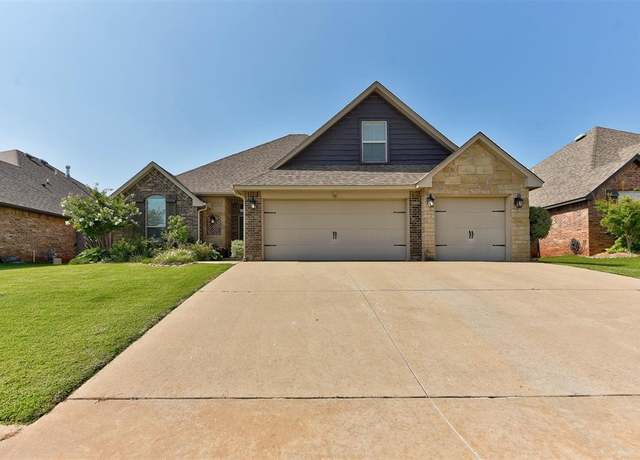 Property at 9920 NW 142nd St, Yukon, OK 73099, 5 beds, 3 baths