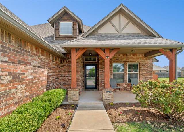 Property at 917 NW 186th St, Edmond, OK 73012, 3 beds, 2.5 baths