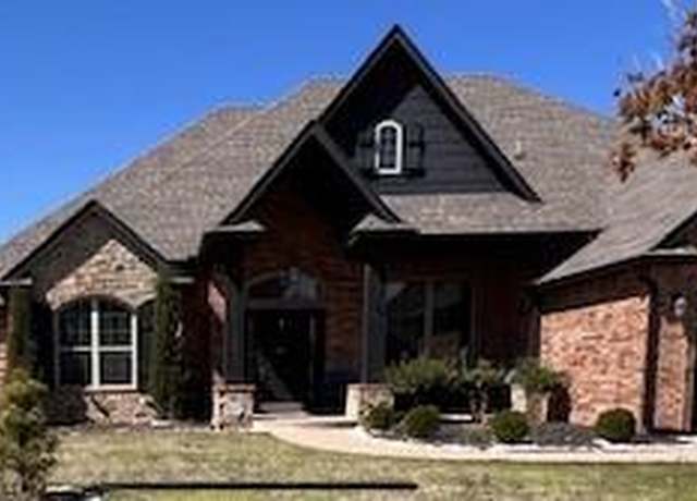Property at 18509 Feliz Dr, Edmond, OK 73012, 4 beds, 3 baths