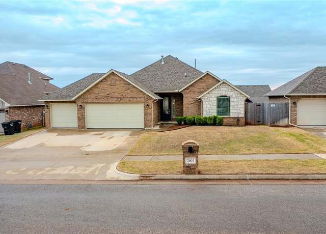 Property at 2604 NE 16th St, Moore, OK 73160, 3 beds, 2 baths