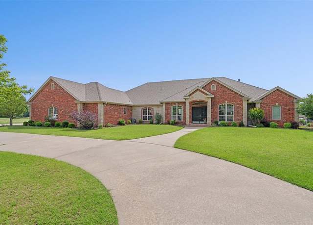 Property at 607 Pool Pl, Shawnee, OK 74801, 4 beds, 3 baths
