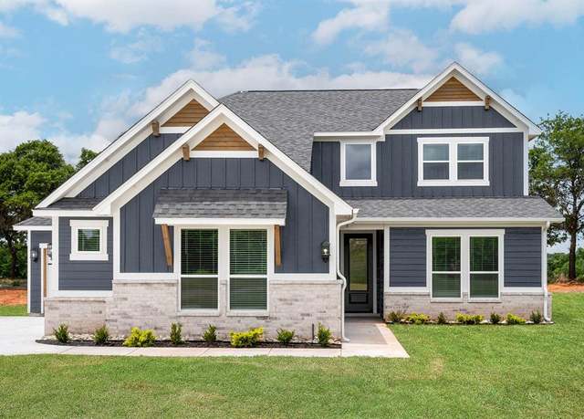 Property at 2379 Clubhouse Dr, Blanchard, OK 73010, 4 beds, 2.5 baths