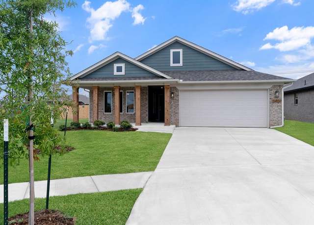 Property at 15800 Switchgrass Pl, Moore, OK 73170, 4 beds, 2 baths