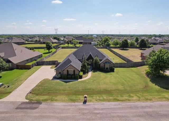 Property at 11800 Pamalos Trl, Oklahoma City, OK 73173, 4 beds, 3 baths