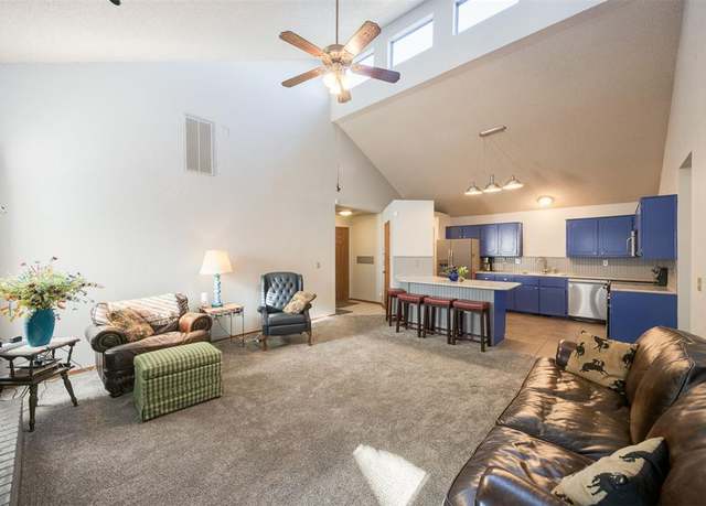 Property at 2512 Lee Ln, Oklahoma City, OK 73120, 2 beds, 2 baths
