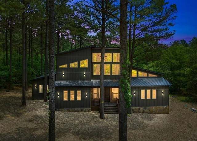 Property at 172 Triton Trl, Broken Bow, OK 74728, 5 beds, 5 baths