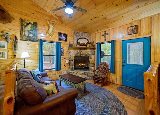 Property at 391 Pine Meadow Ln, Broken Bow, OK 74728, 1 bed, 1 bath