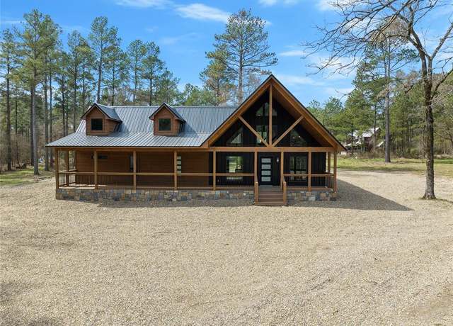 Property at 110 Walnut Hill Ln, Broken Bow, OK 74728, 1 bed, 1.5 baths