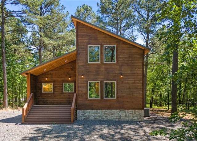 Property at 102 Love Boat Ln, Broken Bow, OK 74728, 1 bed, 2.5 baths