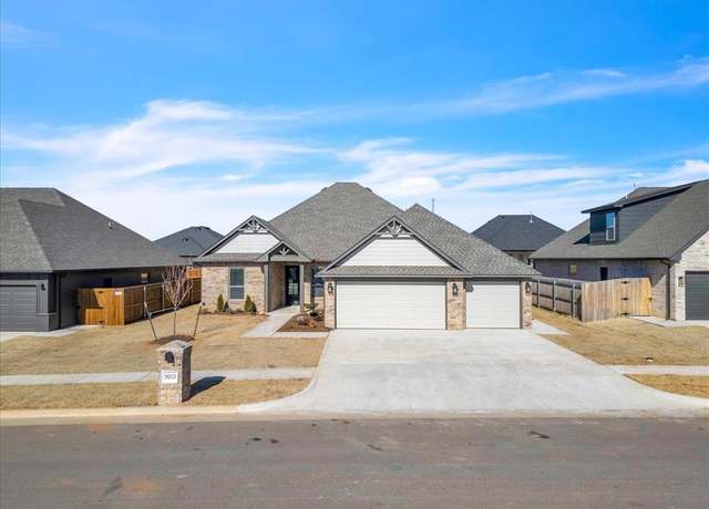 Property at 9213 NW 84th St, Yukon, OK 73099, 3 beds, 2.5 baths