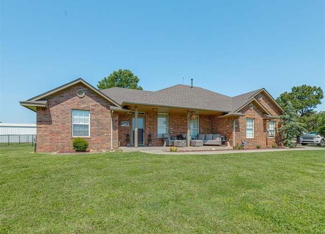 Property at 846 County Street 2910, Tuttle, OK 73089, 3 beds, 2 baths
