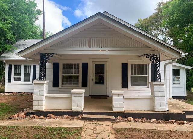 Property at 303 W Conklin, Sparks, OK 74869, 3 beds, 2 baths