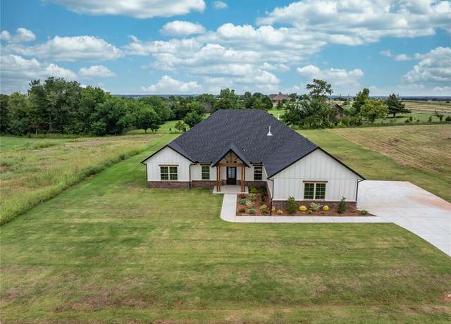 Property at 4348 Raymond Ln, Guthrie, OK 73044, 5 beds, 2 baths