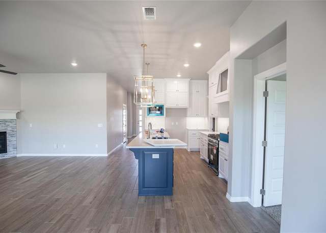Property at 13037 NE 9th St, Choctaw, OK 73020, 3 beds, 2 baths