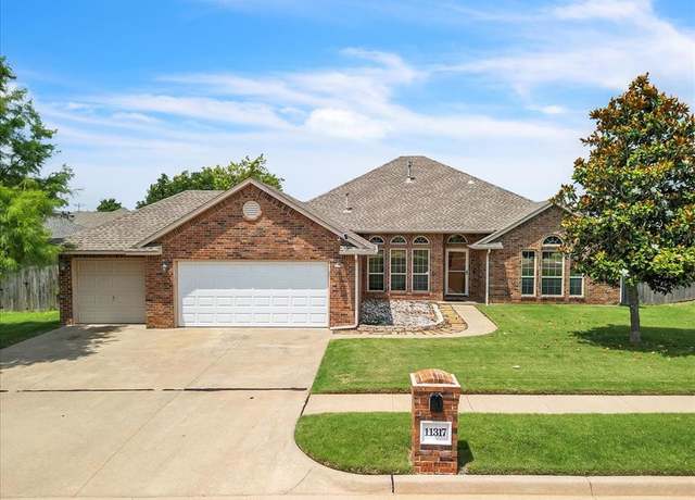 Property at 11317 NW 105th St, Yukon, OK 73099, 4 beds, 2.5 baths