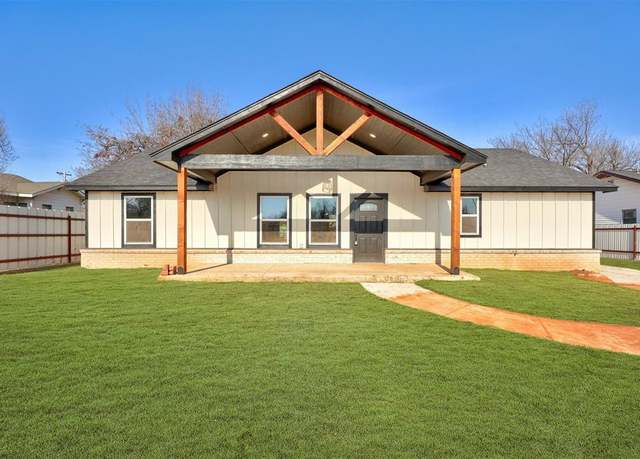 Property at 2525 SW Grand Blvd, Oklahoma City, OK 73109, 3 beds, 2 baths