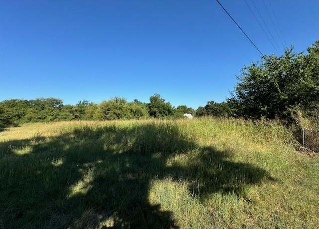 Property at E 10th St, Shawnee, OK 74801