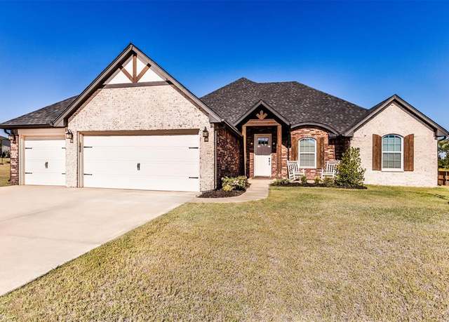 Property at 14400 Rushbrook Dr, Edmond, OK 73025, 4 beds, 2.5 baths