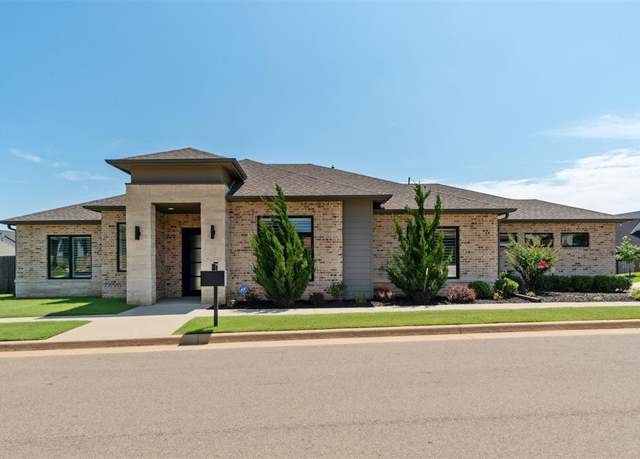Property at 2116 Marsala Dr, Edmond, OK 73034, 3 beds, 2 baths