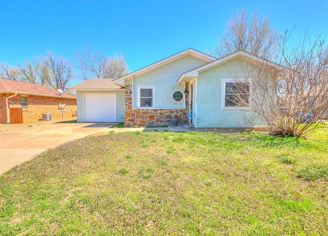 Property at 120 N O Ave, El Reno, OK 73036, 2 beds, 1 bath