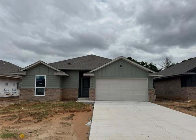 Property at 20646 Brush Creek Blvd, Harrah, OK 73045, 3 beds, 2 baths